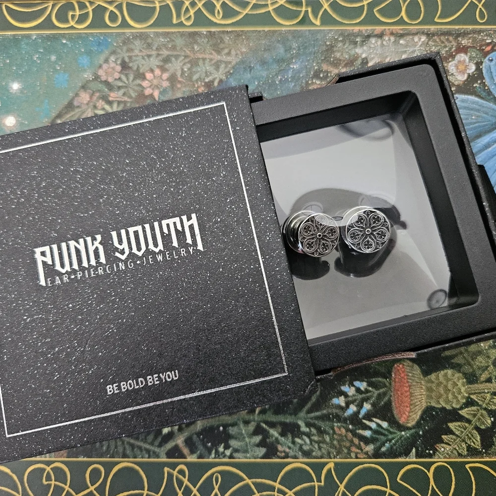 Cathedral Rose Plugs - Picture 3 of 3
